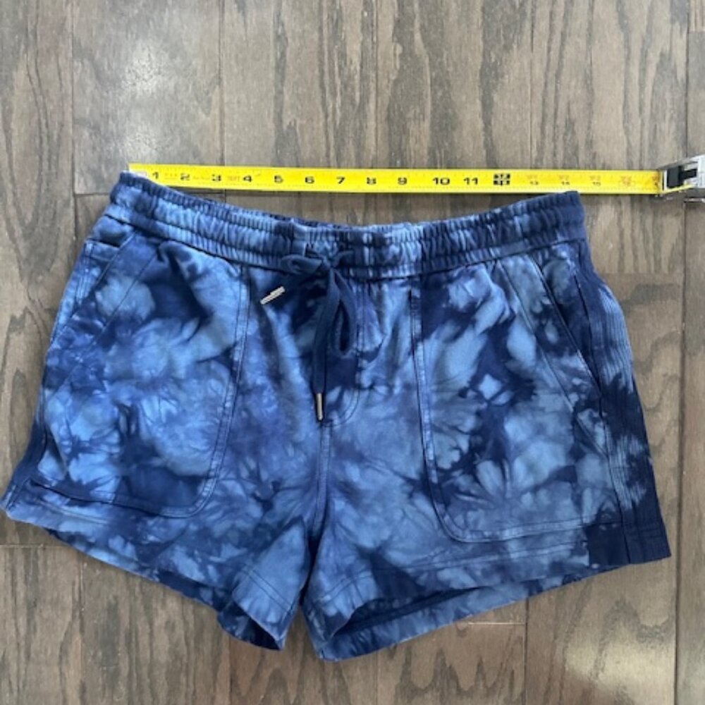 Athleta NWOT Farallon Knit Crustal Blue Tie Dye Drawstring Waist Short - Picture 11 of 16